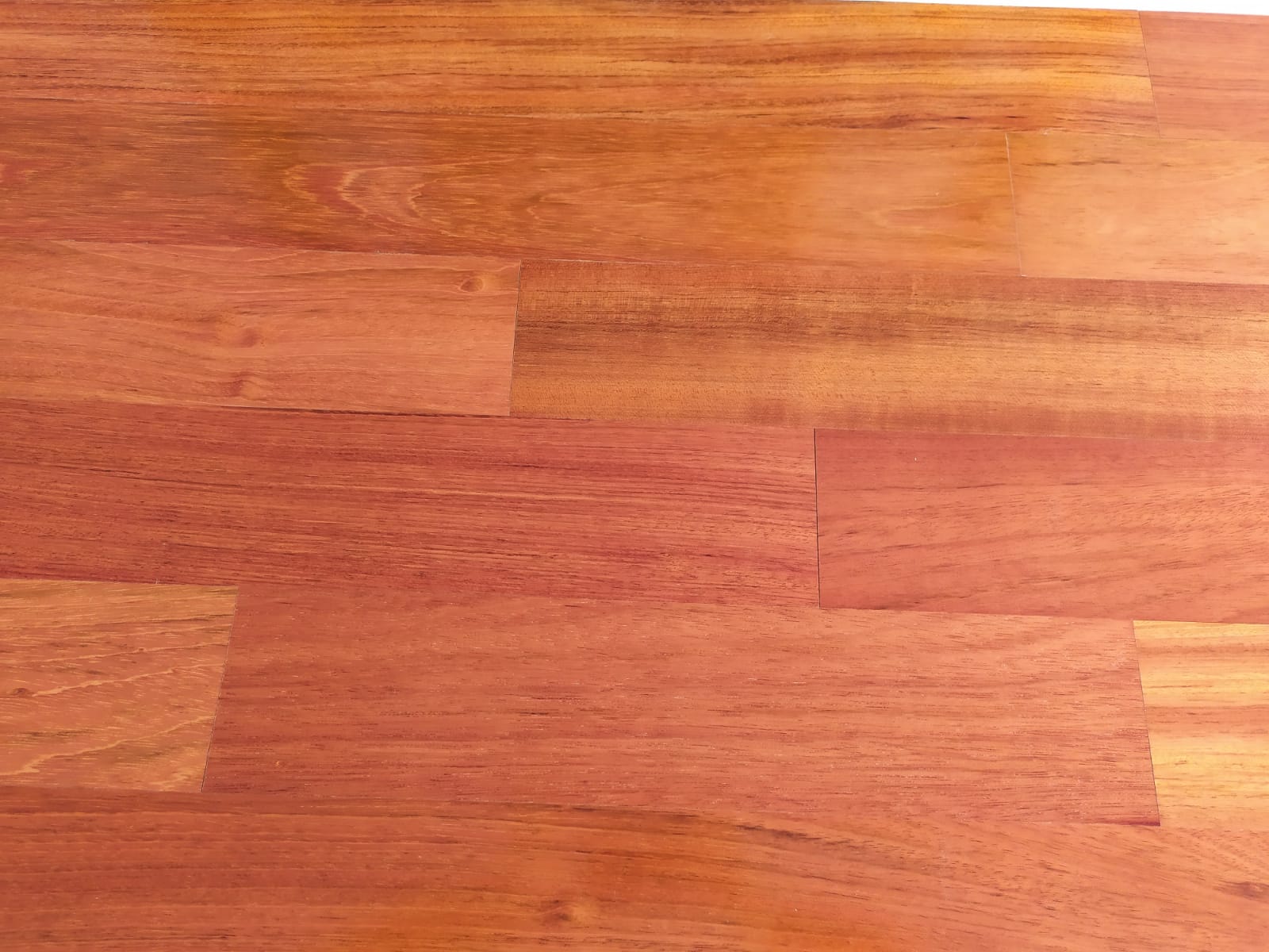 Suelos de madera bicapa